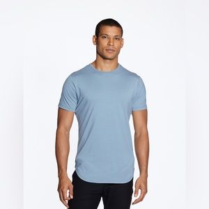 Cuts AO Elongated Tee